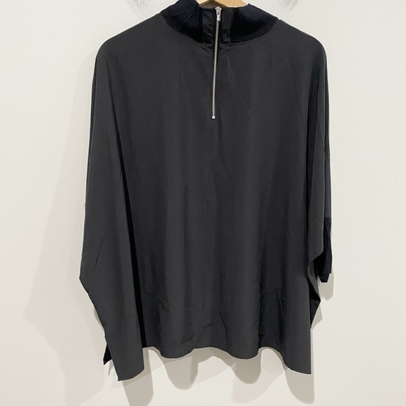 ATHLETA Black Insights Mock Neck Top Oversized Neutral Minimalist Modern Size XS - Picture 5 of 10